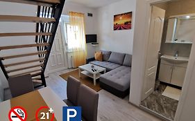 Ris Central Apartments